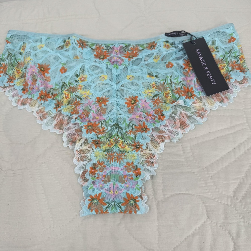 Savage X Fenty Panties Womens 1X Blue Floral Lace Cheeky Bikini‎ Underwear